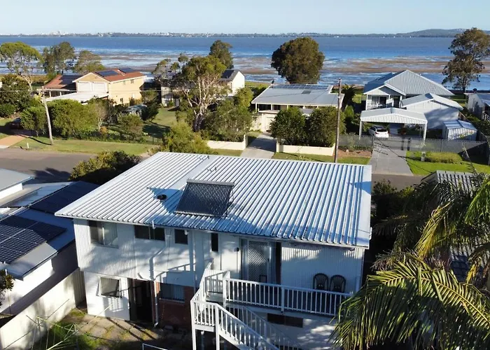 Cozy 3Br House 100M To The Lake