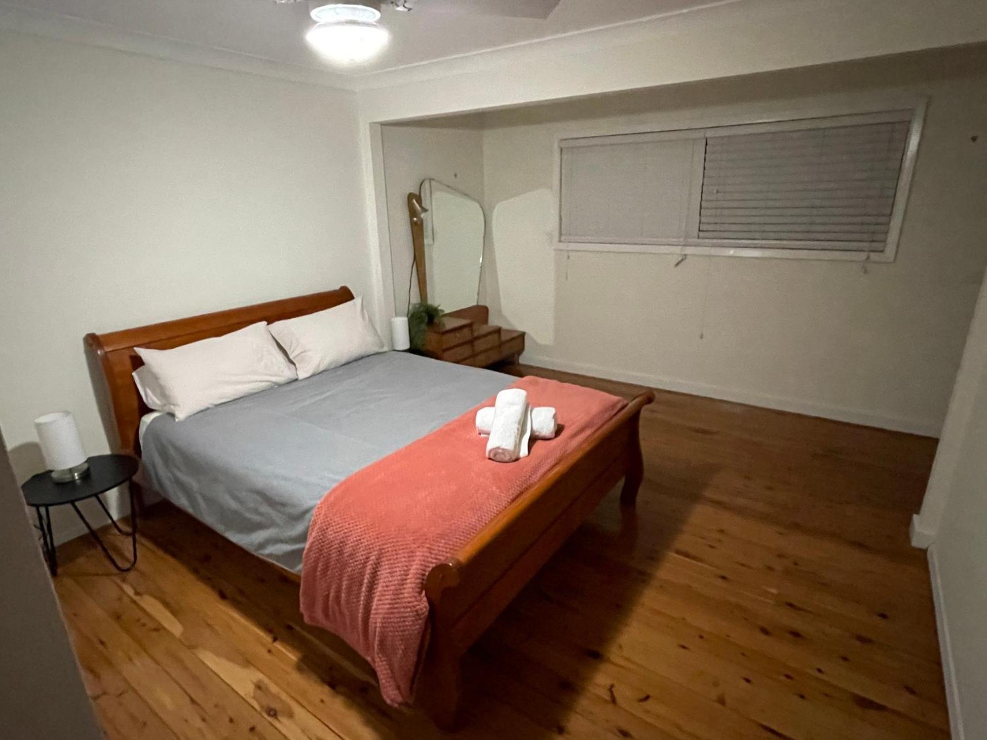 Cozy 3br House 100m To The *